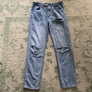 Distressed American Eagle Straight Legged Jeans